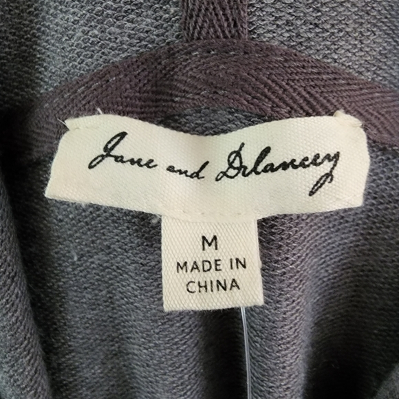 Jane & Delancy Camo Women's Hoodie - Picture 5 of 8